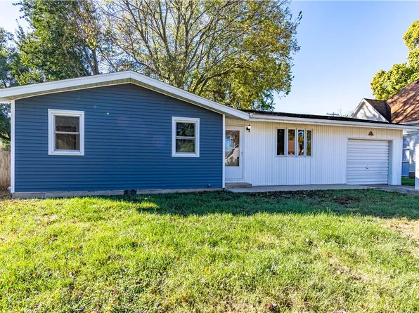 312 W Mitchell St, Bethany, IL 61914
