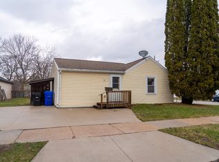 326 E Wilson Ave, Appleton, WI 54915
