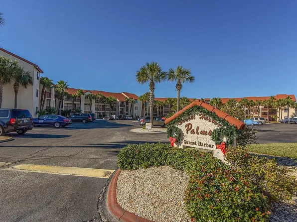 7453 Sunset Harbor Dr #204, Navarre, FL 32566