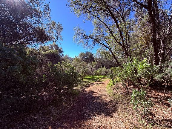 2nd image of Raphael Ridge Rd