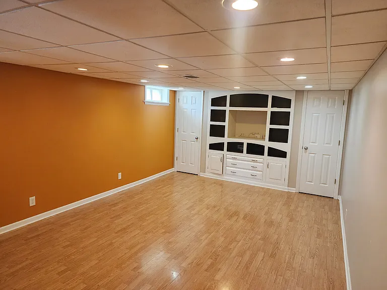 1240 Grant Ave — Photo 10