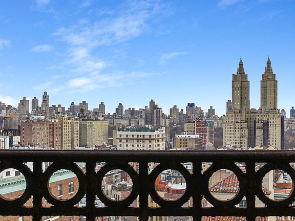 4th image of 2109 Broadway APT 16104