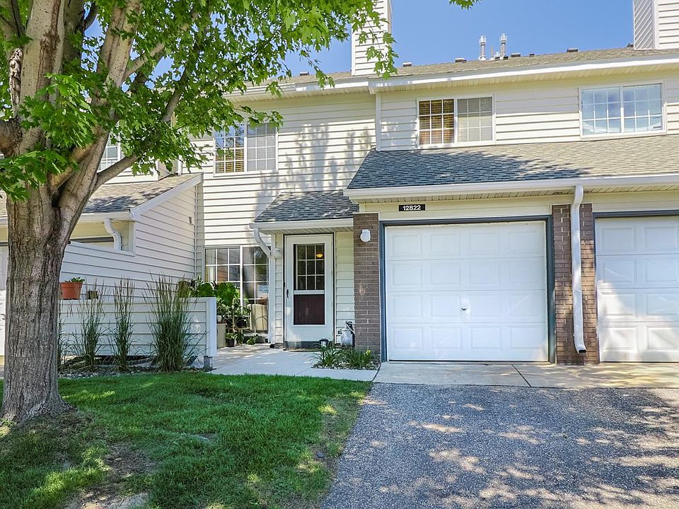 1st image of 12822 Echo Ln
