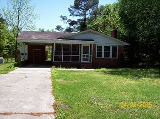 3987 S State Highway 41, Wallace, NC 28466
