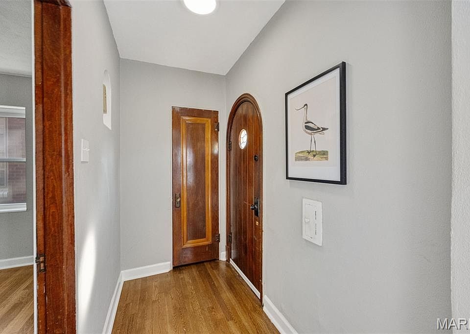 5529 Murdoch Ave, Saint Louis, MO 63109 | Zillow