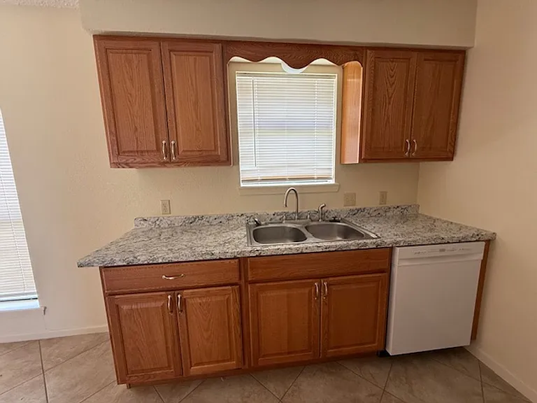 757 Alisons Way — Photo 7