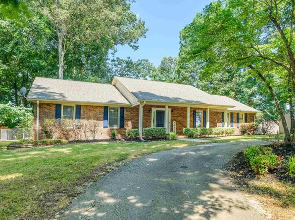 146 Lake Forest Cir, Easley, SC 29642