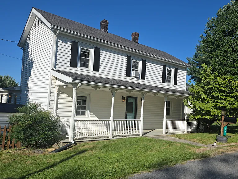 81 Graham St — Photo 1