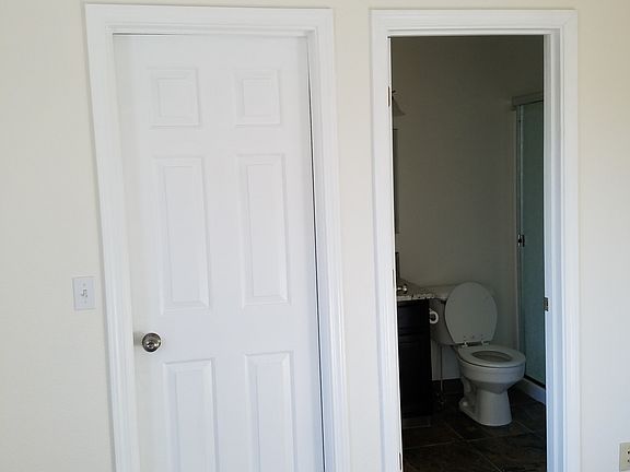 3rd image of 2509 W Grouse Ave