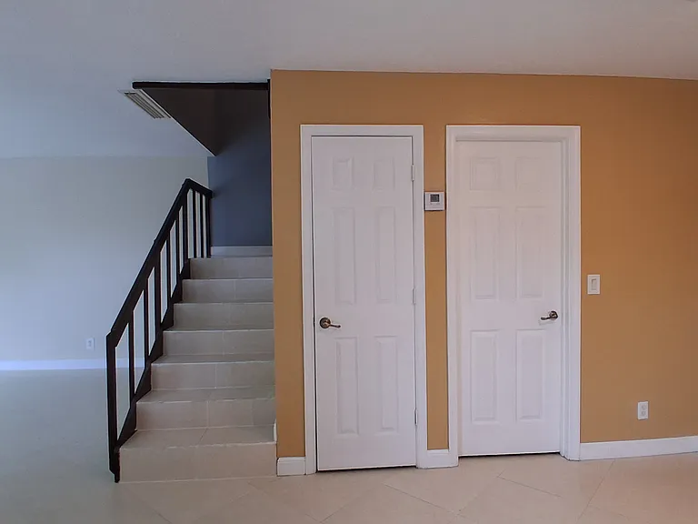 303 Waterview Dr — Photo 65