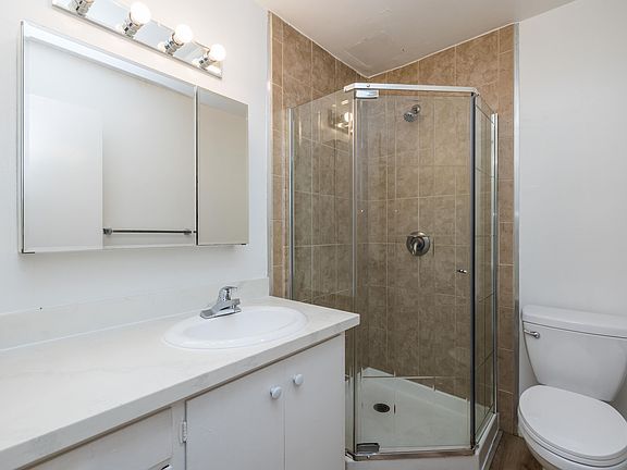 2nd image of 115 Moss Ave APT 202