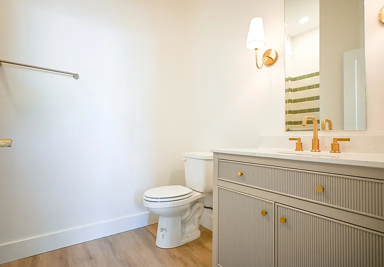 2307 Bedford Ave #5 — Photo 10