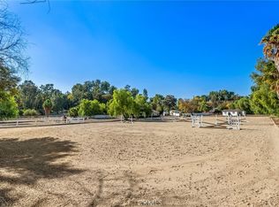 5547 Paradise Valley Rd, Hidden Hills, CA 91302
