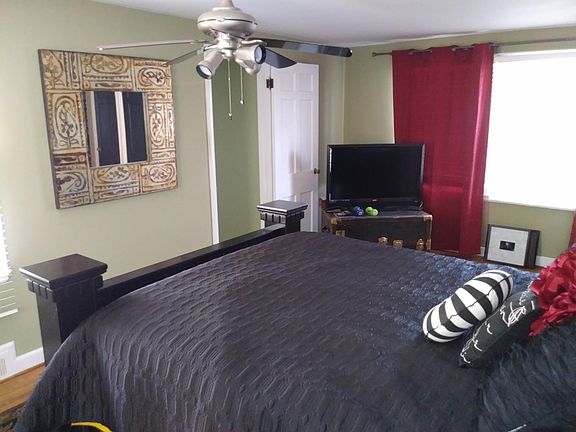 5th image of 2020 W 50th Ter