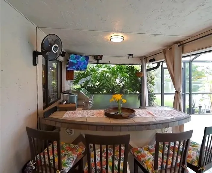 8345 Brandeis Ct — Photo 7