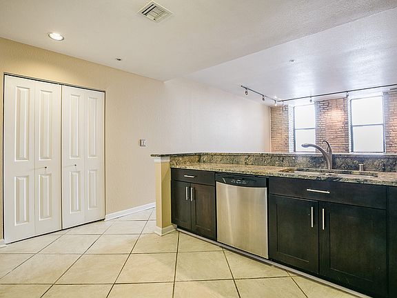 3rd image of 234 N. Broadway #301
