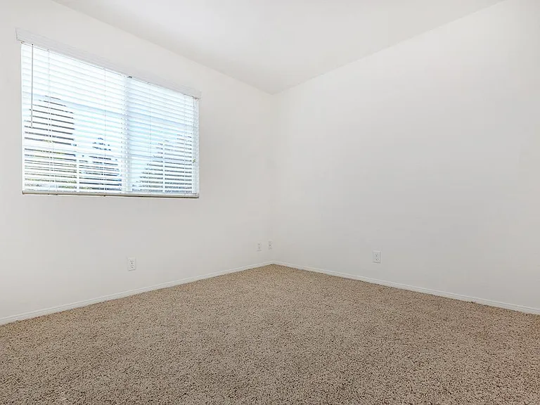 246 Lincoln St #C — Photo 18
