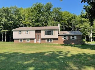 9370 Miller Rd, Cranesville, PA 16410