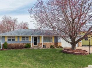 1007 5th St, Hampton, IL 61256