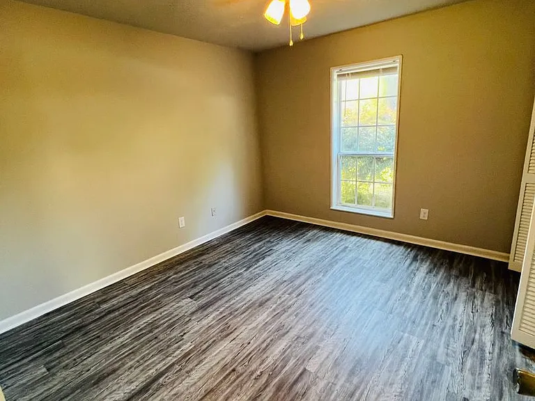 908 Spanish Oak Dr — Photo 11