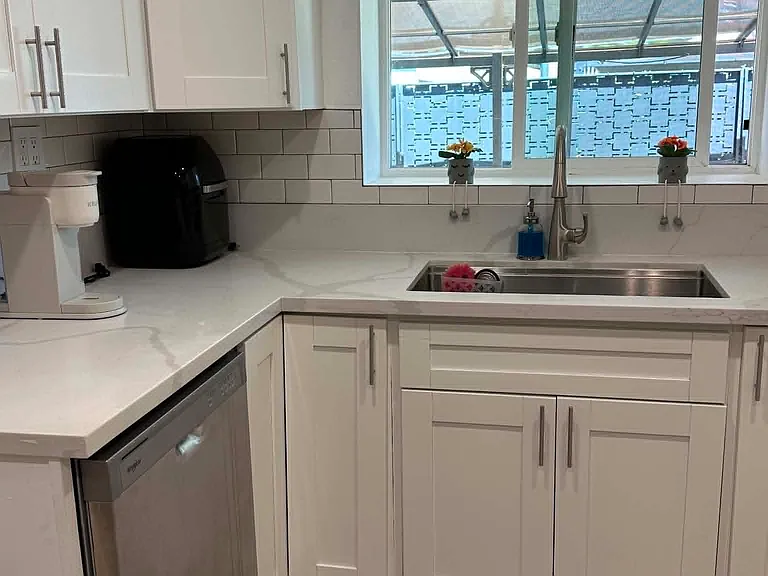 3768 Marlborough Ave — Photo 12