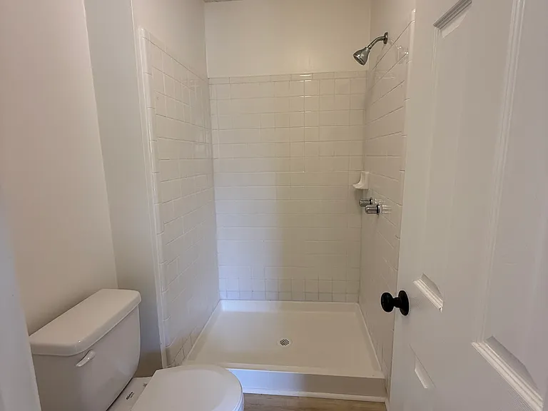 4912 Seabrook Ct — Photo 4