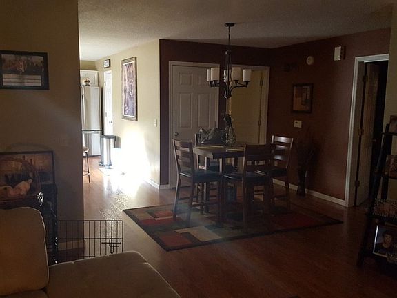 5th image of 1128 Meadow Ln