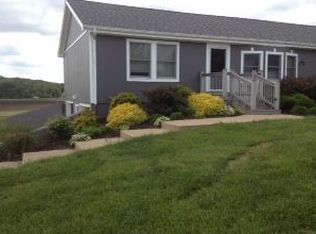 14317 142nd St, Bonner Springs, KS 66012