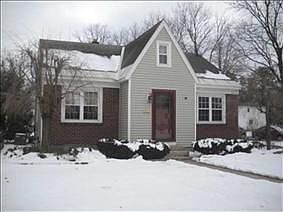 1st image of 324 Kings Rd