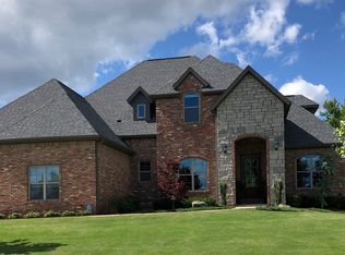 1986 Cherborg Ave, Springdale, AR 72764