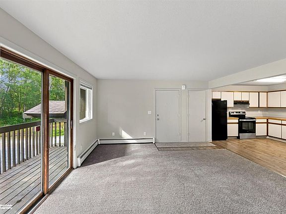 4th image of 1775 N Fanciful Pl