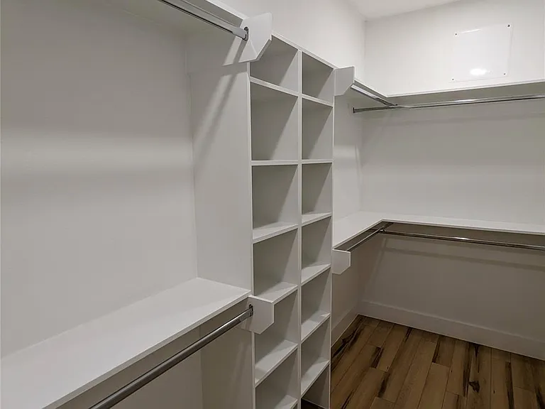 4915 Fisk St — Photo 35