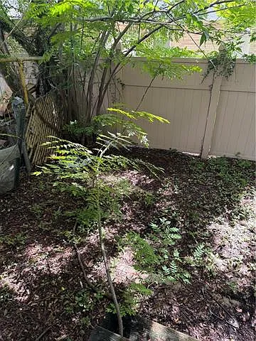 819 Governor Hall St — Photo 21