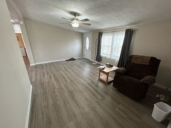 4th image of 854 N 8th St