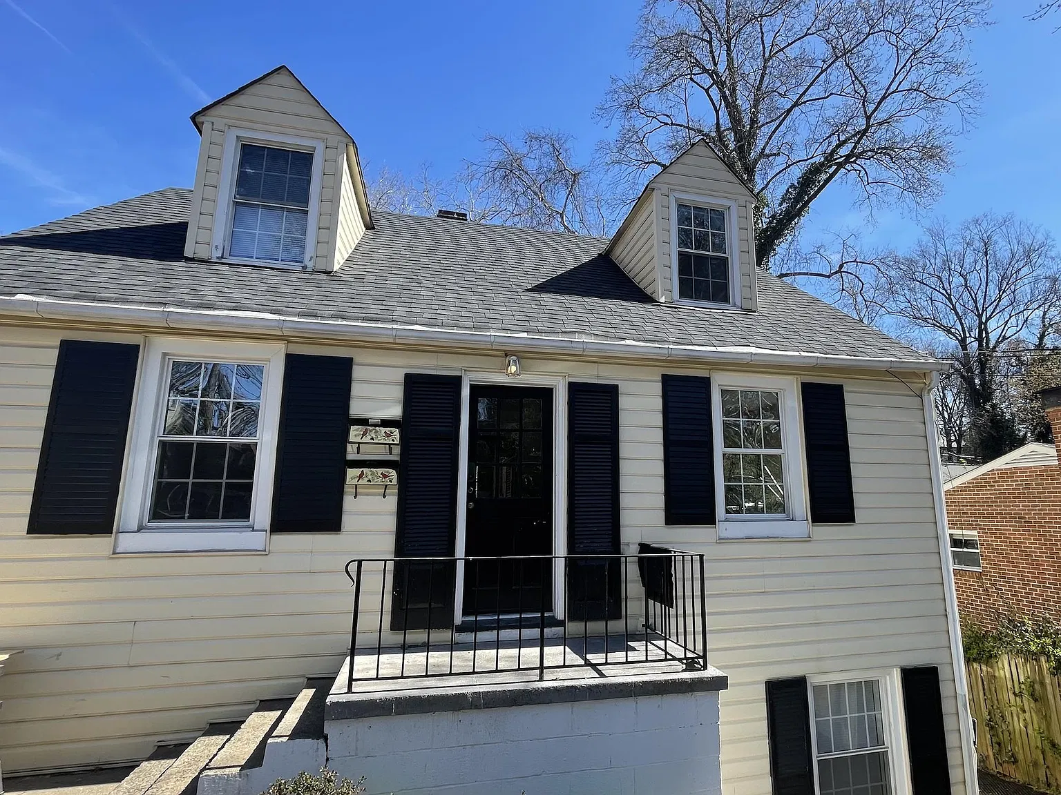 2 bed, 700 sqft, $1,850 — Photo 1