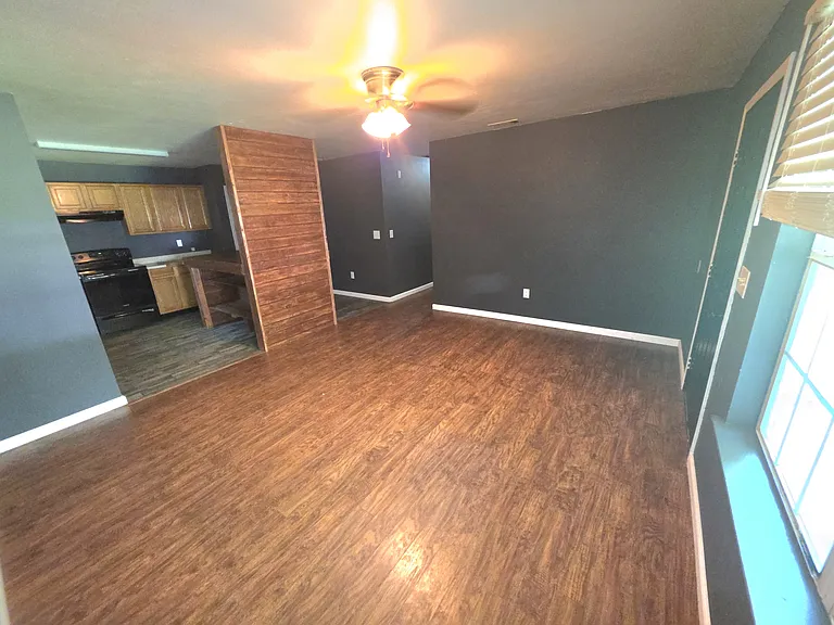 11098 Hillside Dr — Photo 7