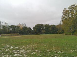 26262 N State Route 83, Mundelein, IL 60060