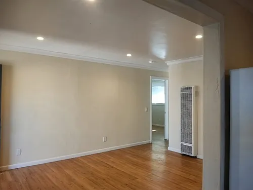 521 S Willard Ave #6 Photo 1
