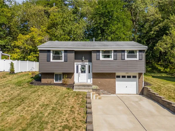 1885 Wallace Rd, South Park, PA 15129