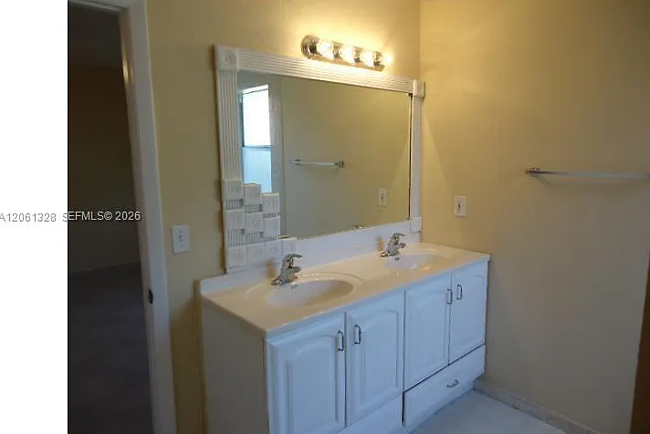 13621 SW 281st Ter — Photo 11