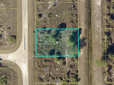 919 Bassinger Ave S, Lehigh Acres, FL, 33974