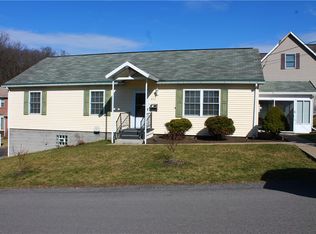 830 Cook School Rd, Bridgeville, PA 15017