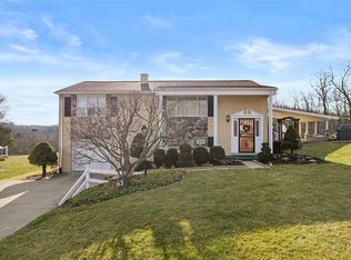 65 Blair Rd, Eighty Four, PA 15330