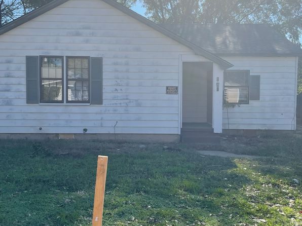108 E Cedar Ave