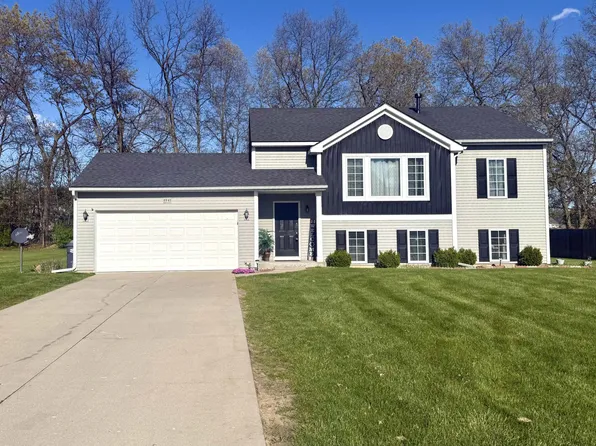 6845 Annandale Dr, Kalamazoo, MI 49009