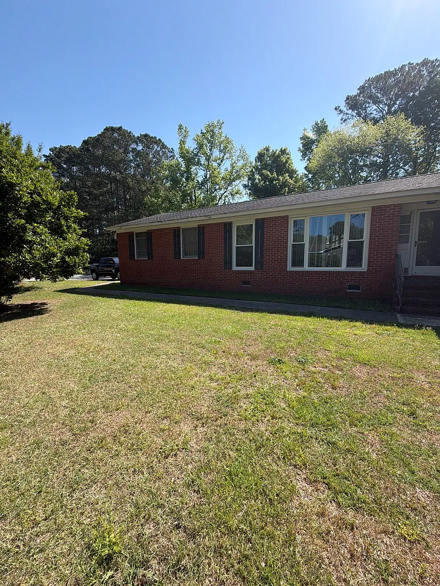 Building Photo - 130 Sandtrap Rd