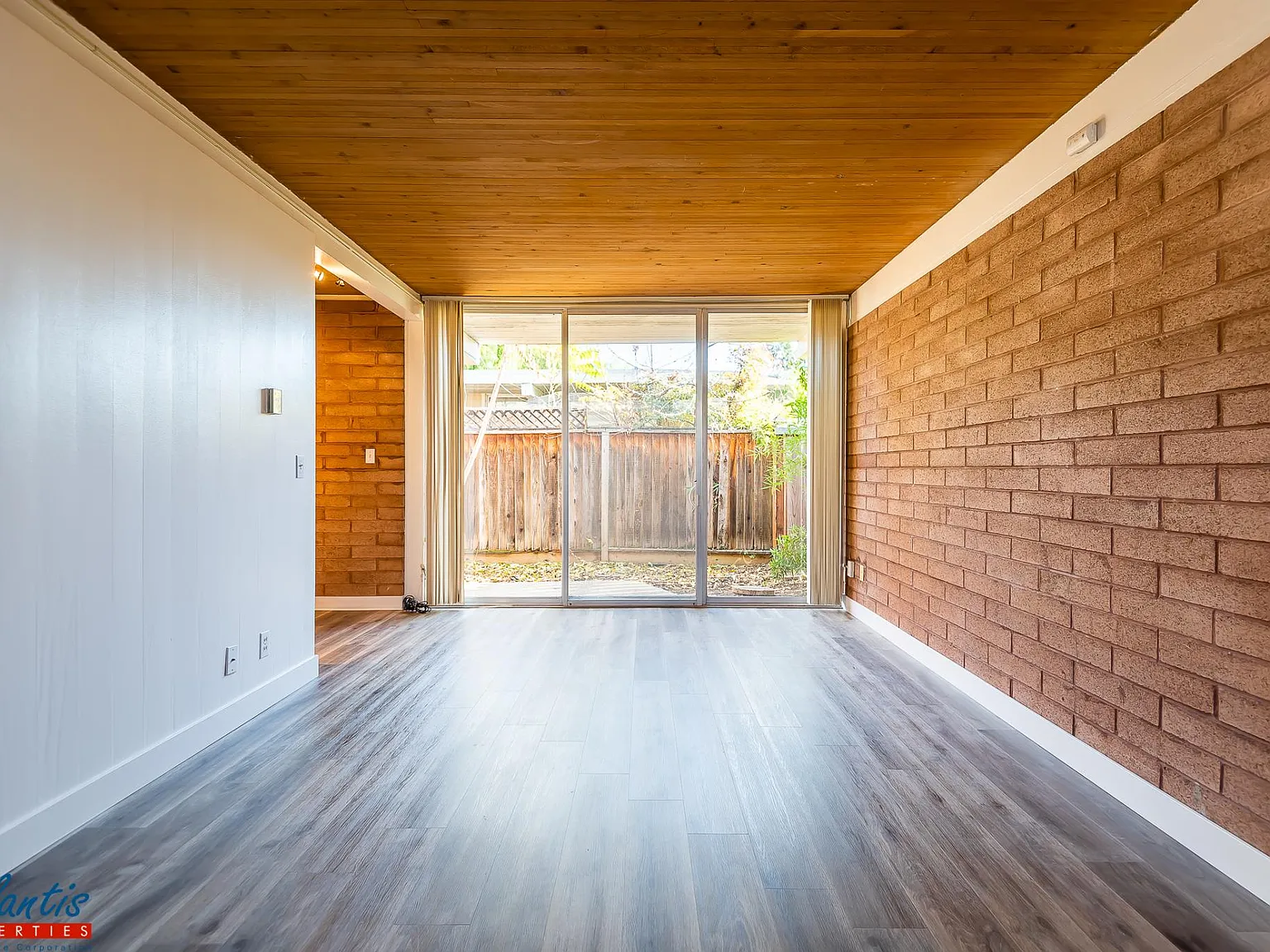 Studio, 350 sqft, $2,195 — Photo 2