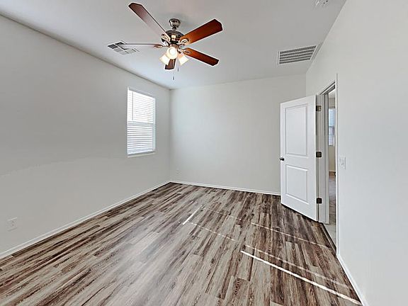 4th image of 11534 W Westgate Dr
