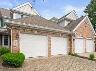 303 Reserve Cir, Clarendon Hills, IL 60514