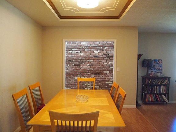 4th image of 7522 Willowview Ct